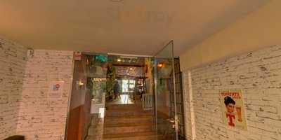 Hatman's British Bar