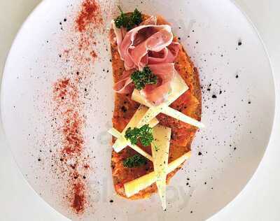 Taste Creperia & Bistro