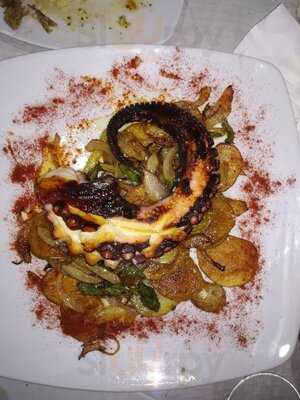 Bar Cafetería El Ancla