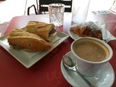 Bar Restaurante Los Arcos 91