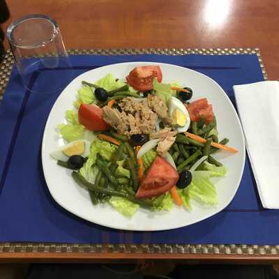 Famades Bar Restaurant