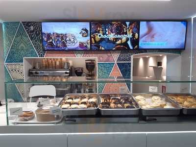 Sweet & Rolls Cinnamon Roll