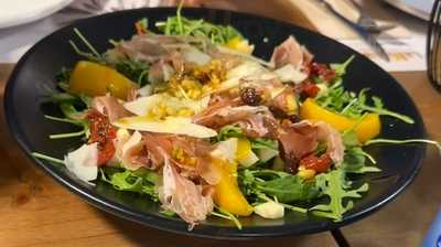 La Mafia Se Sienta A La Mesa Salamanca