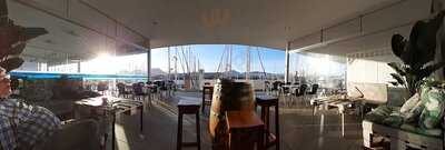 Jolly Roger Bar Cafeteria