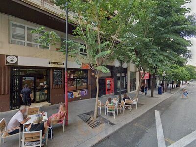 Delicious Food Court