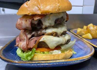 La Porchetta Bar & Grill