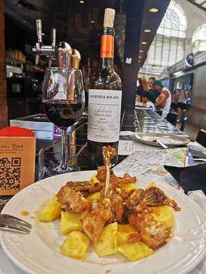 Central Bar By Ricard Camarena