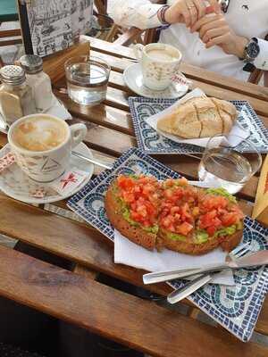 Puente De Barcas Cafe-copas