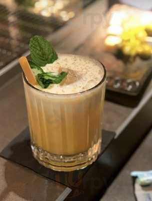 Charlot Algorta Cocktail Bar