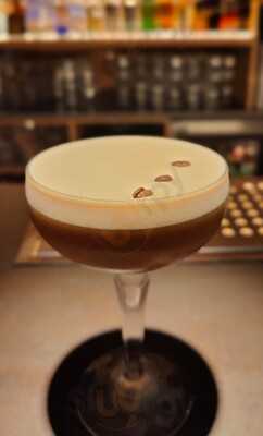 Charlot Algorta Cocktail Bar