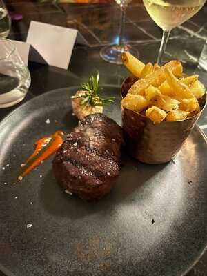 The Merchants - Steakhouse & Grill