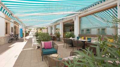 La Cafeteria By La Goleta