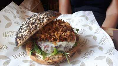 La Pepita Burger Bar