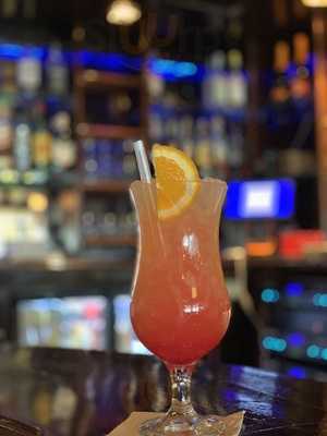 3pide Cocktail Bar - Restaurant - Bistro