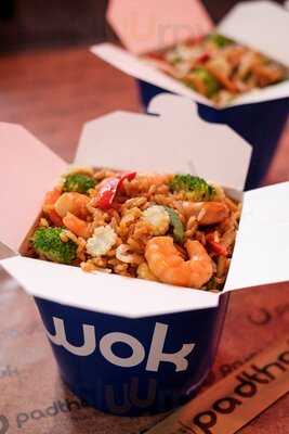 Padthaiwok Cc. La Cañada - Marbella