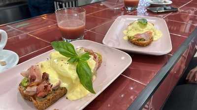 Sabela Bar & Food Market