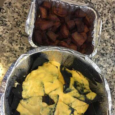 El Patio Gastrobar - Restaurante & Copas