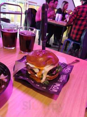 El Búho Rojo - Photo 7