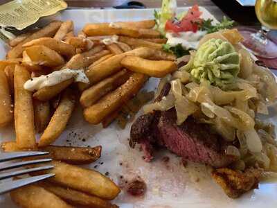 Petra's Bar Restaurante