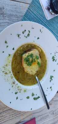 Petra's Bar Restaurante