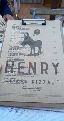 Henry Likes Pizza Santanyi