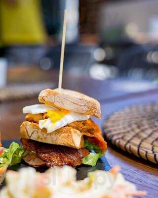 Funky Kitchen Marbella