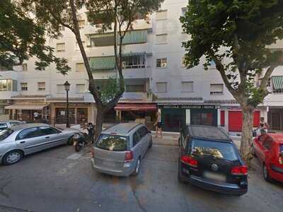 Muay Thai Restaurant