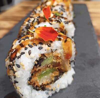 Sunset Sushi & Poké