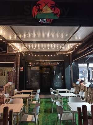 Sunset Sushi & Poké