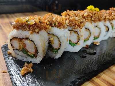 Sunset Sushi & Poké
