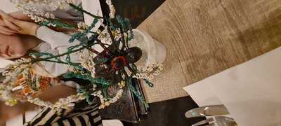 The Royal Bar & Bistro - Photo 7