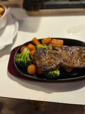 Robban’s Kök Och Bar