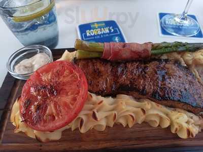 Robban’s Kök Och Bar