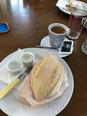 Café Bar Puerto Chico