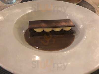 Be Trips By Pablo González