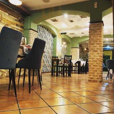 Azul Y Plata Restaurante