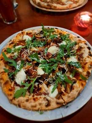 The Claddagh Irish Bar & Pizzeria