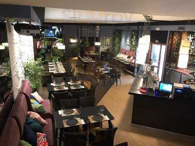 La Novena Fun Dining