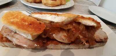 Restaurante Cafetería Plaza - Photo 8