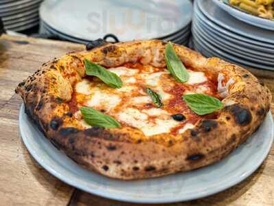 Pizzeria Da Nanni Born