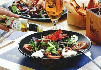 La Mafia Se Sienta A La Mesa