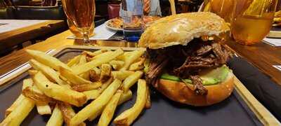 Karbó Asador Burger & Pizza Grill