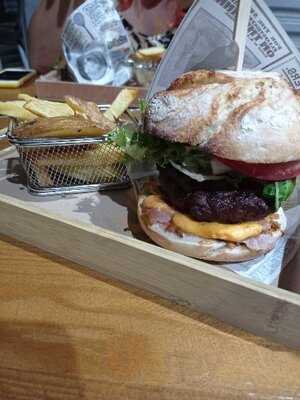 Lemon Tree Gastrobar