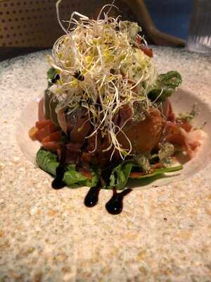 Macam Cocktail & Gastrobar