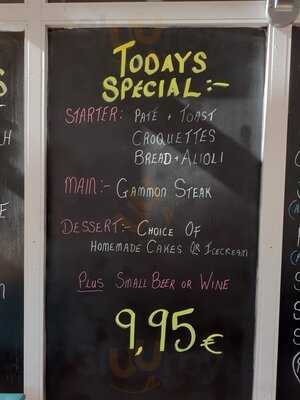 Winnies Cafe Bar And Bbq