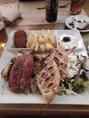 The Quick Greek Muntaner