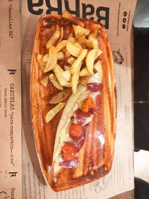 Barra De Pintxos Oviedo - Photo 8