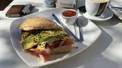 Cafetería El Portón