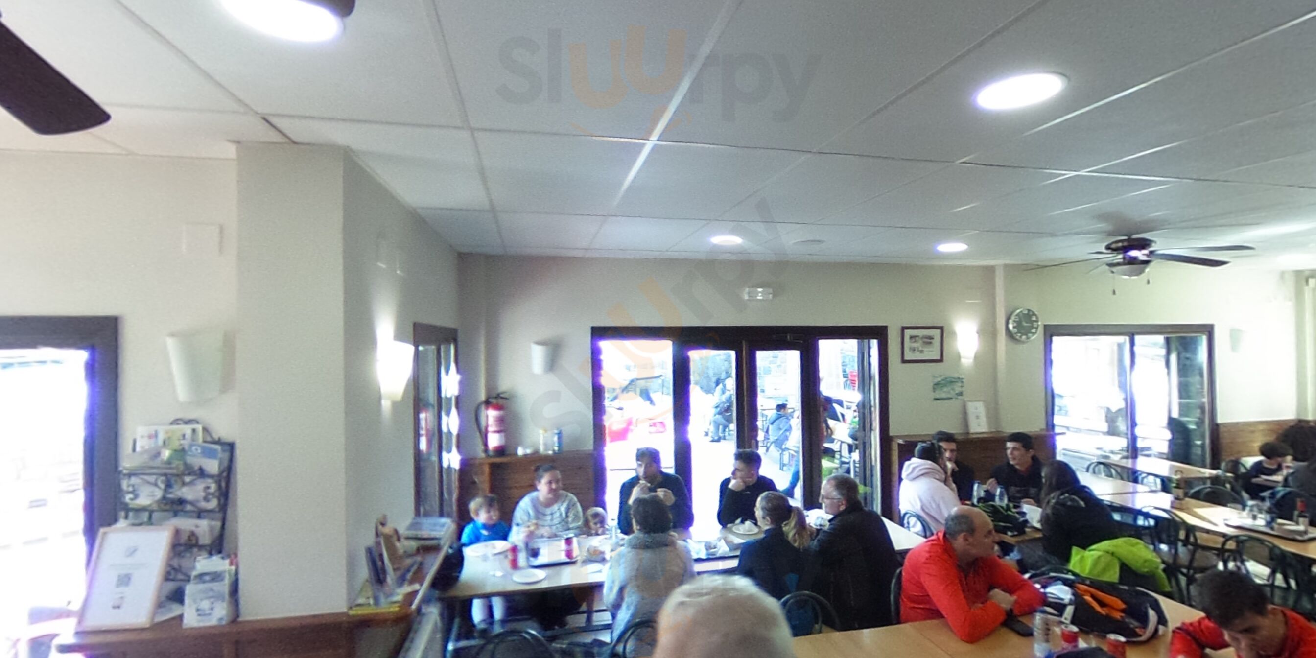 Snowesqui Bar Restaurant