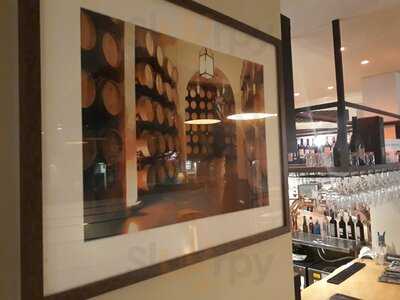 La Brea Wine & Cheese Bar